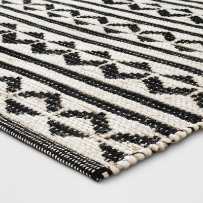 2'6"x4' Geometric Woven Accent Rug Black - Project 62™ 2'6"x4' Geometric Woven Accent Rug Black - Project 62™ -Furniture Bargain Store GUEST 7d6f80ba dae7 432d 81ef 877bce2215c9